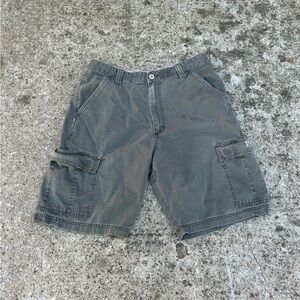 Izod Mens Cargo Shorts 30 Olive Green 100% Cotton Military Outdoor Wear 2641